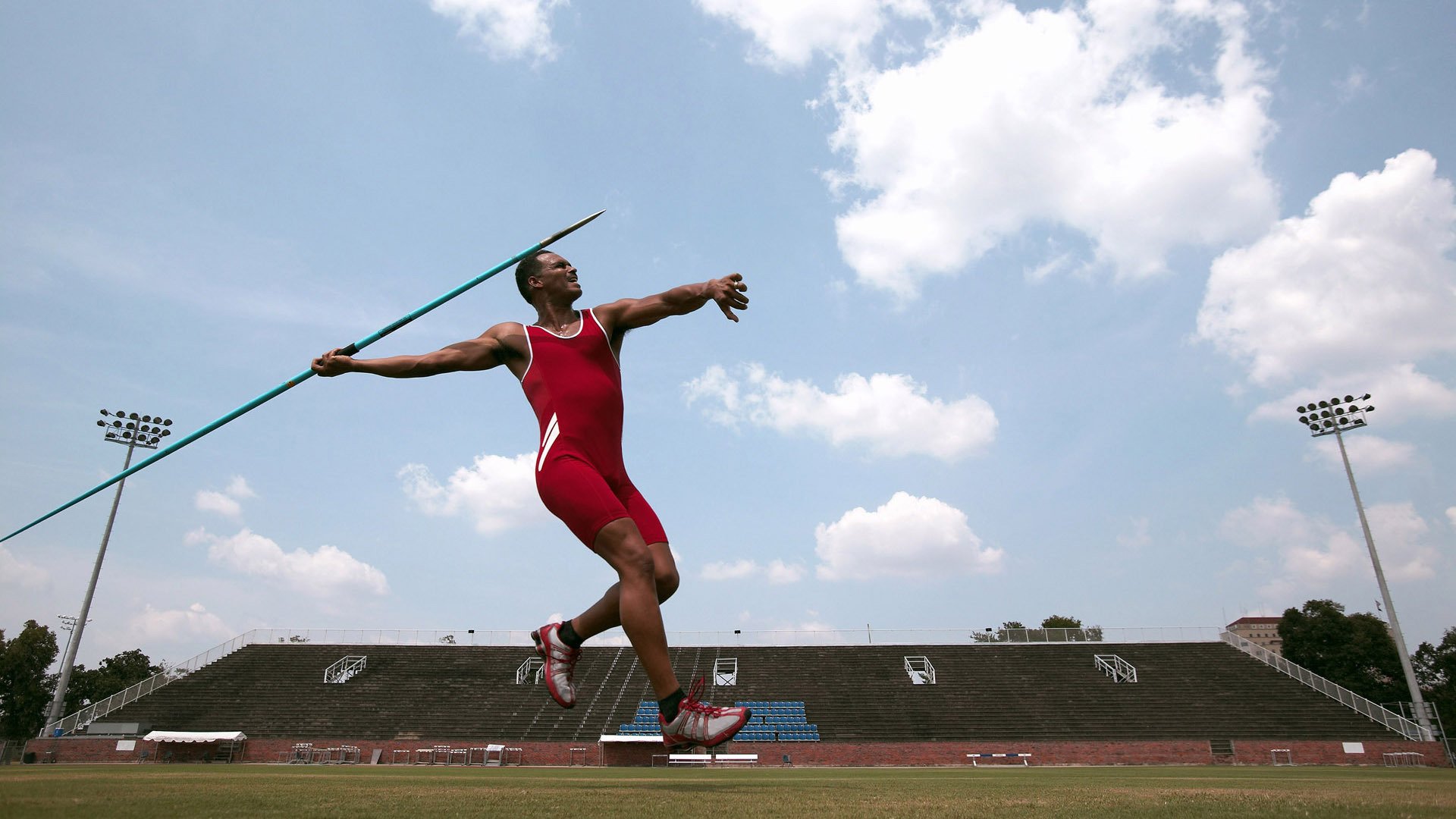吉尔吉斯斯坦男篮在国际比赛中不断突破，逐渐崭露头角