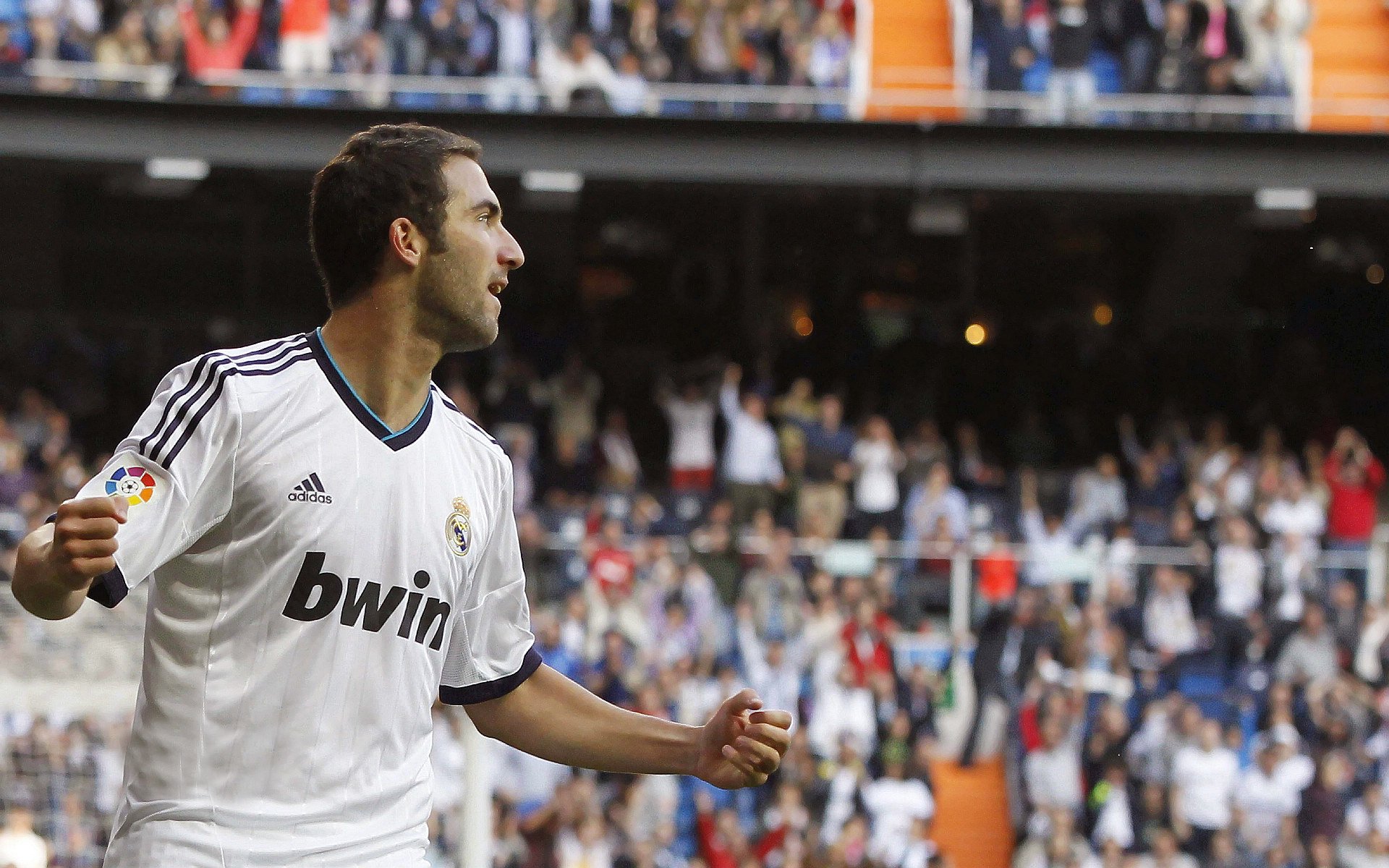 AYX体育官网-西甲神级扑救：门将的关键救球令人喝彩，西甲门将号码规定